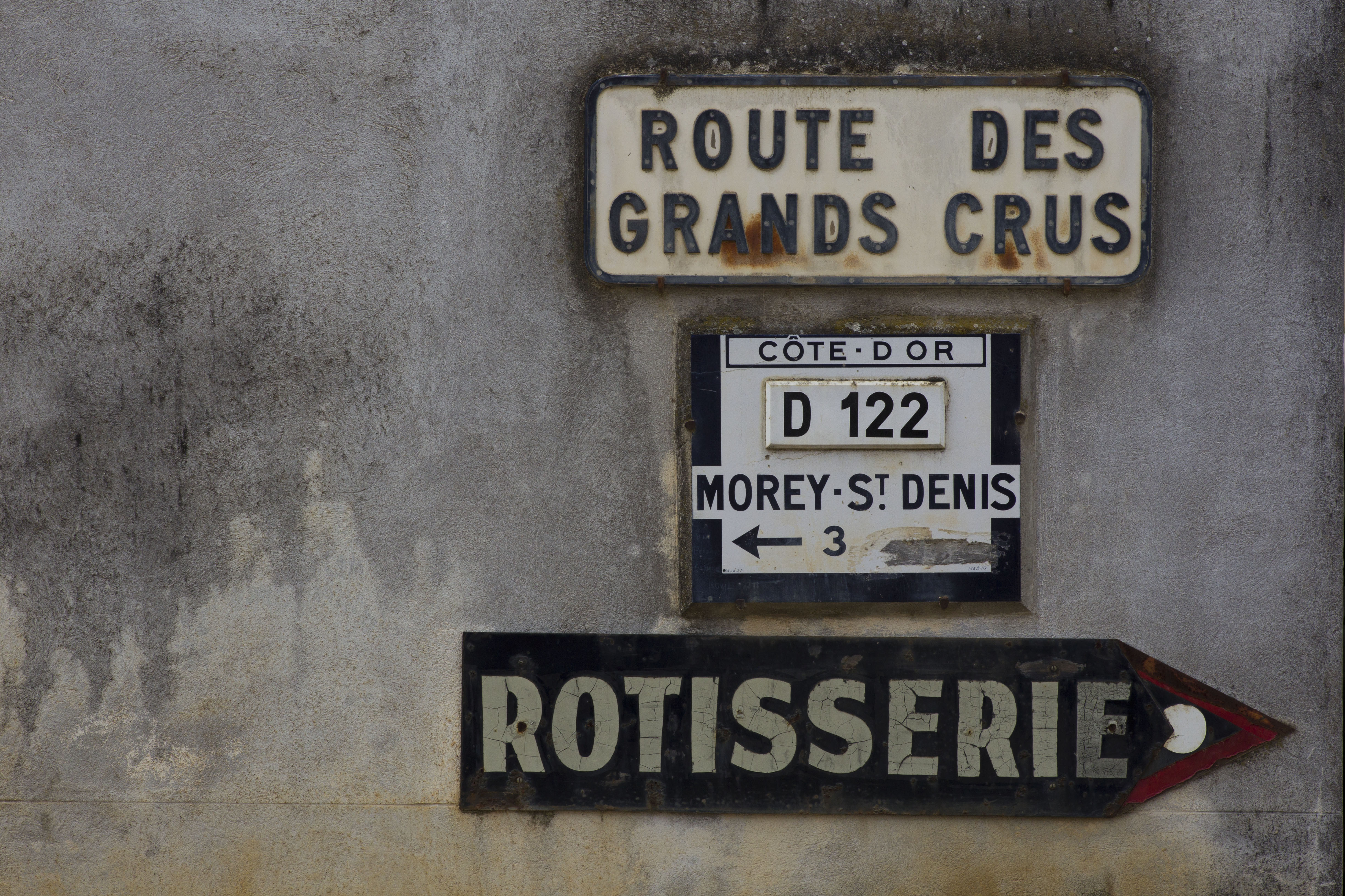 Road sign in Burgundy, in France. 